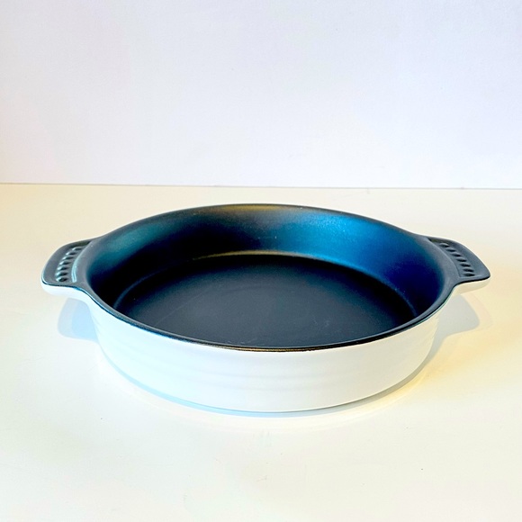 Parini Kitchen New Parini Creamy White 8 Round Nonstick Bakeware